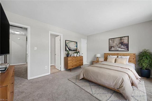 5661 Campus DR, Virginia Beach, VA 23462