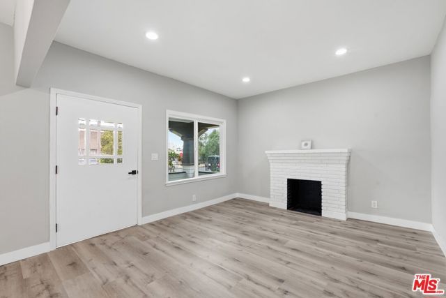 1009 E 43rd Street, Los Angeles, CA 90011