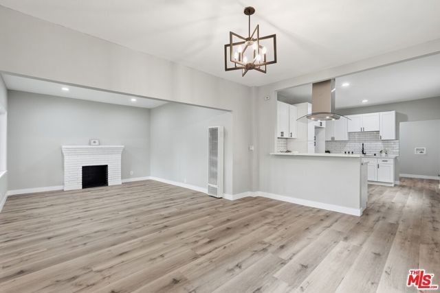 1009 E 43rd Street, Los Angeles, CA 90011