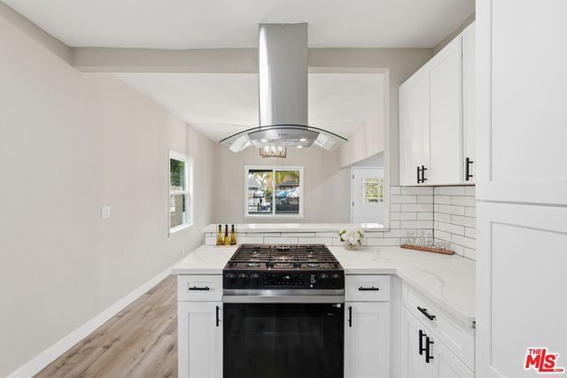 1009 E 43rd Street, Los Angeles, CA 90011