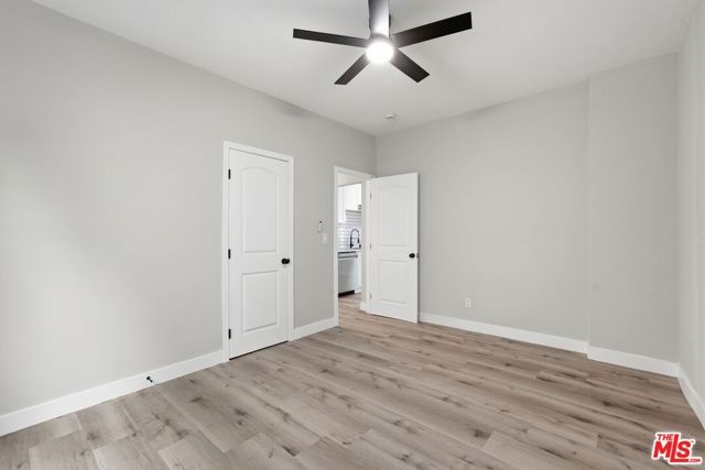 1009 E 43rd Street, Los Angeles, CA 90011