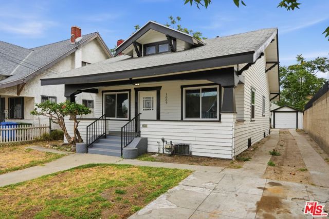 1009 E 43rd Street, Los Angeles, CA 90011
