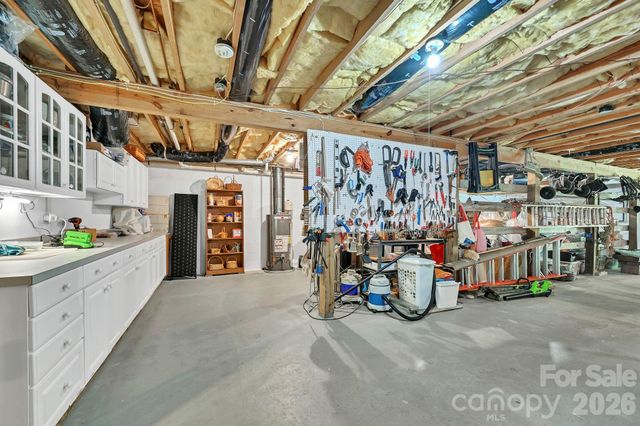 4311 Cove Loop Road, Hendersonville, NC 28739
