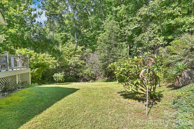 4311 Cove Loop Road, Hendersonville, NC 28739