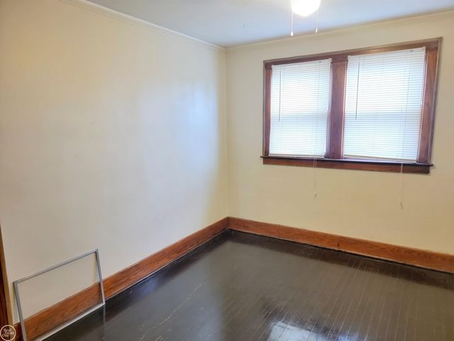 15350 E 10 Mile Road, Eastpointe, MI 48021