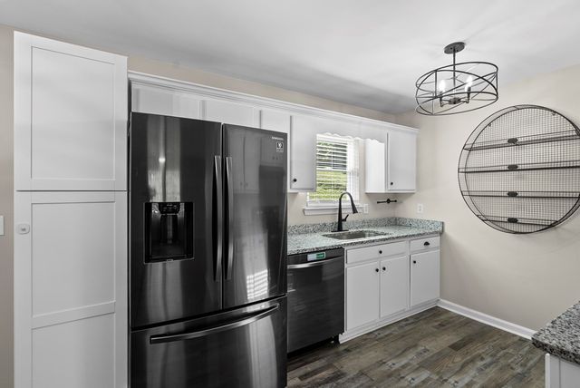 1403 NE Ninety Seven Springs Road, Dalton, GA 30721