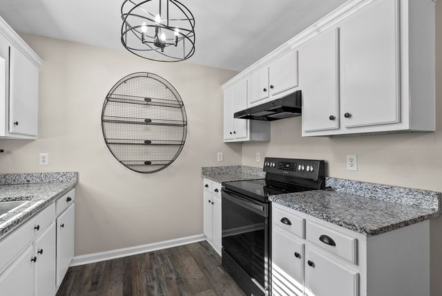 1403 NE Ninety Seven Springs Road, Dalton, GA 30721