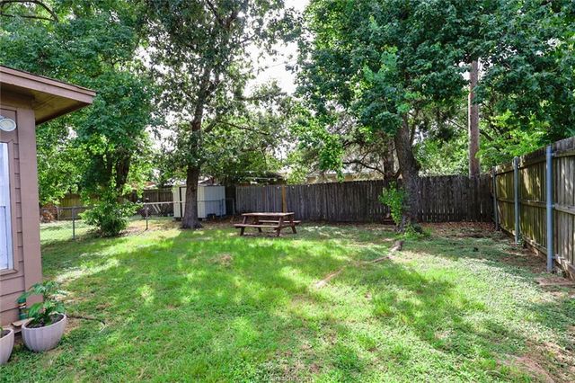 617 San Benito Court, College Station, TX 77845