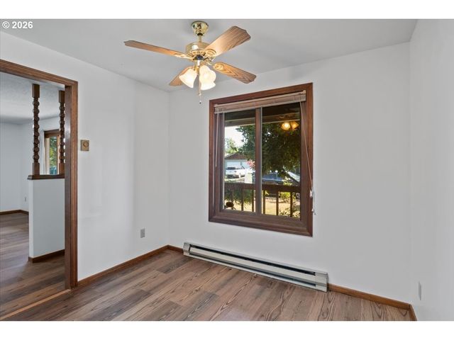 4065 47TH Ave Ne, Salem, OR 97305