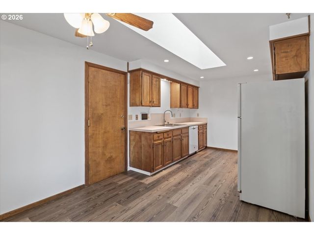 4065 47TH Ave Ne, Salem, OR 97305