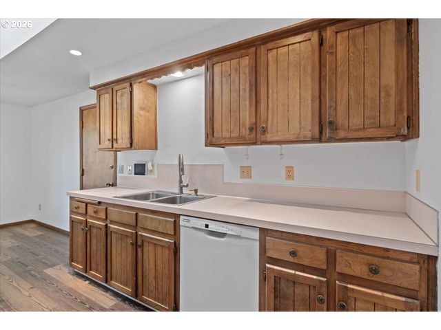 4065 47TH Ave Ne, Salem, OR 97305