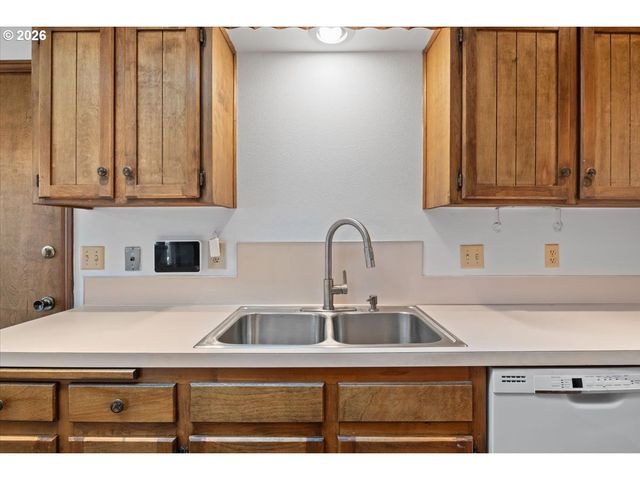 4065 47TH Ave Ne, Salem, OR 97305