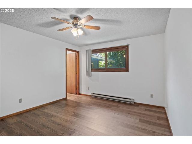 4065 47TH Ave Ne, Salem, OR 97305