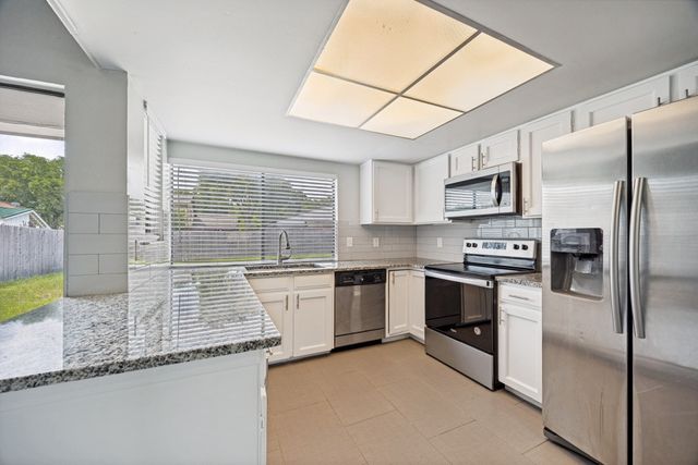 1704 Carol Stream Drive, Richardson, TX 75081