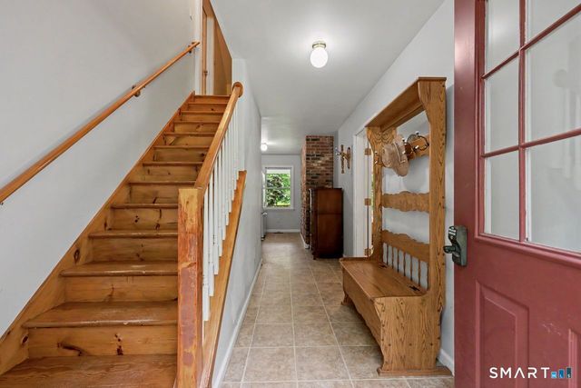 28 Goodridge Road, Redding, CT 06896