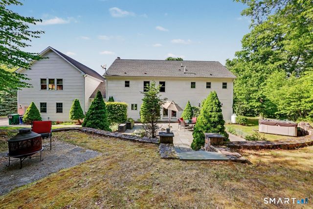 28 Goodridge Road, Redding, CT 06896