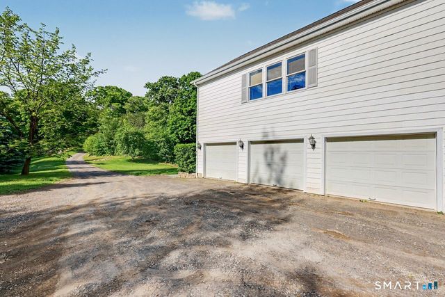 28 Goodridge Road, Redding, CT 06896