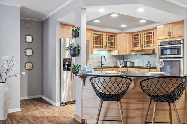 2885 Knox Ave S 405, Minneapolis, MN 55408
