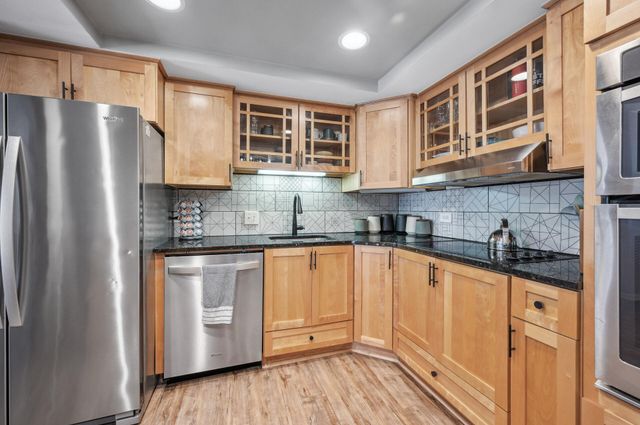 2885 Knox Ave S 405, Minneapolis, MN 55408