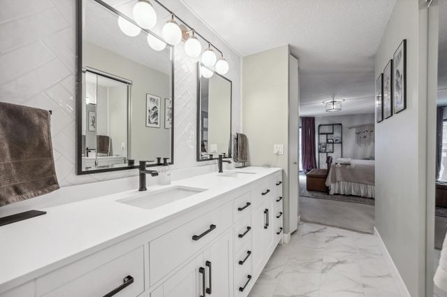 2885 Knox Ave S 405, Minneapolis, MN 55408