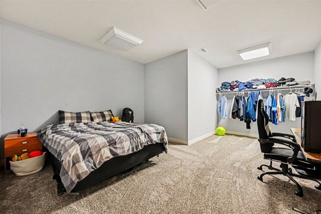 7196 Turkey Glen Trail, Kalamazoo, MI 49009