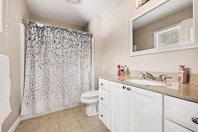 7196 Turkey Glen Trail, Kalamazoo, MI 49009