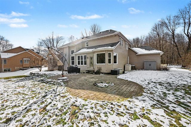7196 Turkey Glen Trail, Kalamazoo, MI 49009