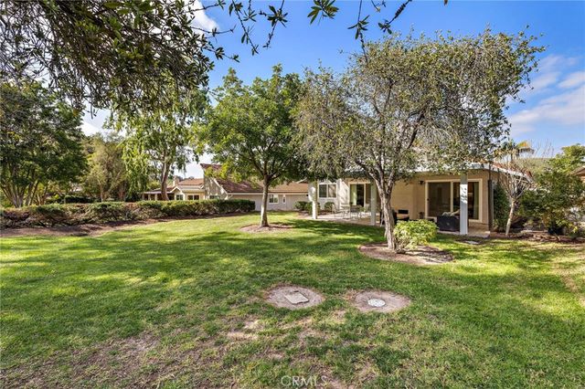 5215 Elvira, Laguna Woods, CA 92637