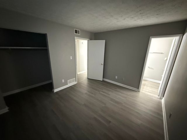 724 Gatehouse Place, Lexington, KY 40505