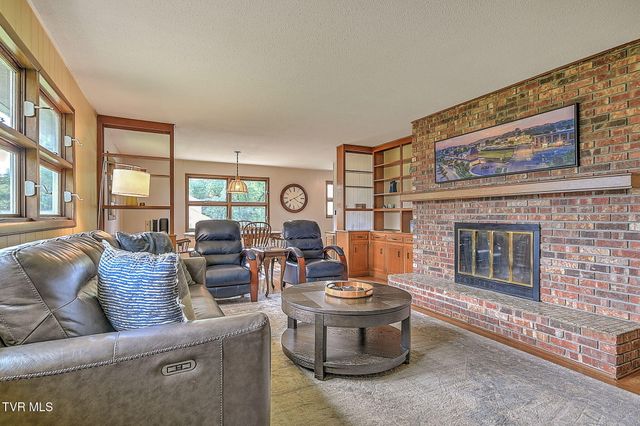 120 Maxwell Drive, Bristol, TN 37620