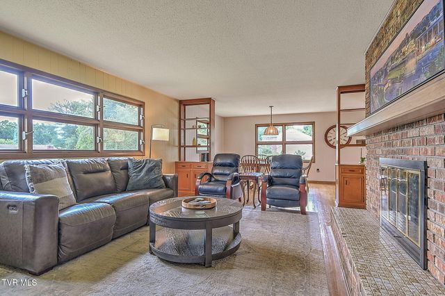 120 Maxwell Drive, Bristol, TN 37620