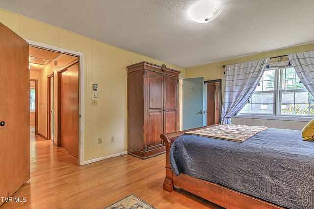 120 Maxwell Drive, Bristol, TN 37620