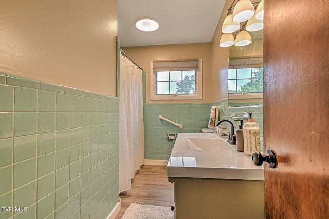 120 Maxwell Drive, Bristol, TN 37620