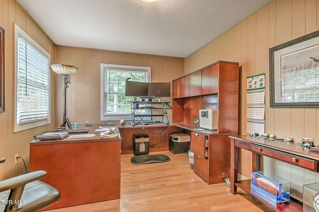 120 Maxwell Drive, Bristol, TN 37620