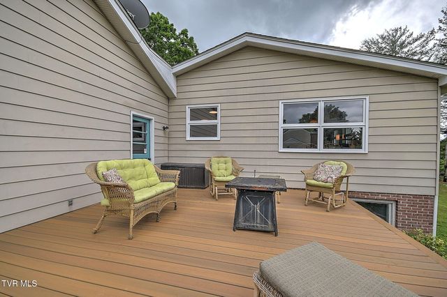 120 Maxwell Drive, Bristol, TN 37620