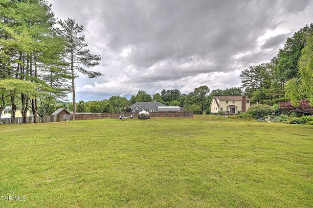 120 Maxwell Drive, Bristol, TN 37620