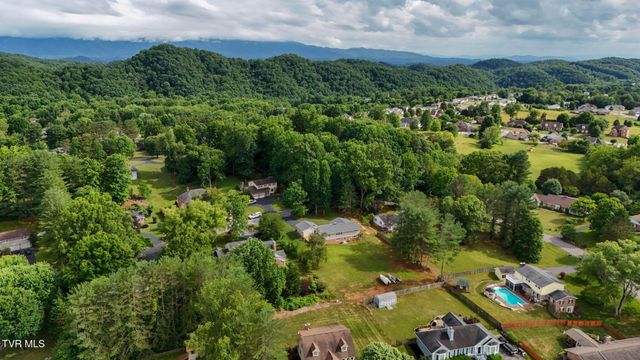 120 Maxwell Drive, Bristol, TN 37620