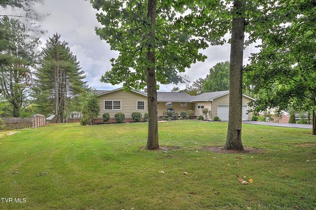120 Maxwell Drive, Bristol, TN 37620