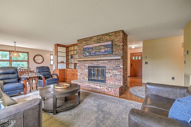 120 Maxwell Drive, Bristol, TN 37620