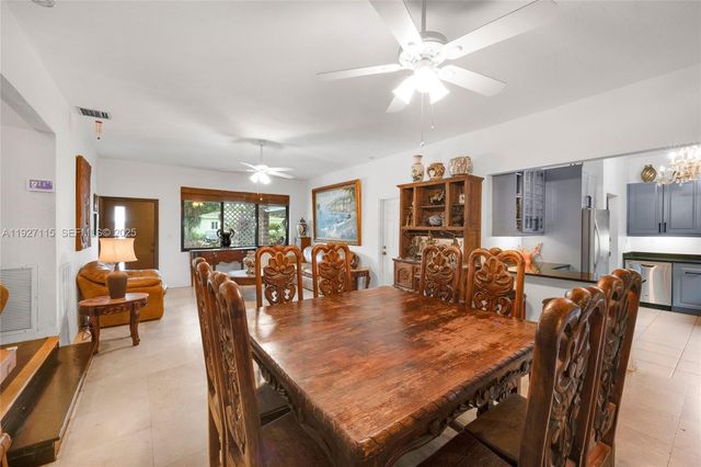 887 NE 145th St, North Miami, FL 33161