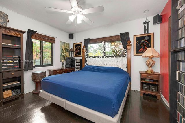 887 NE 145th St, North Miami, FL 33161