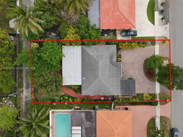 887 NE 145th St, North Miami, FL 33161