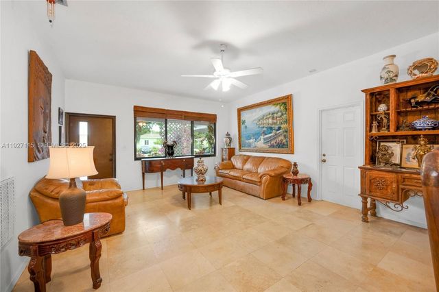 887 NE 145th St, North Miami, FL 33161