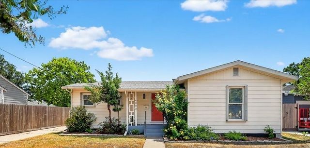 4002 Lowman St, Corpus Christi, TX 78411
