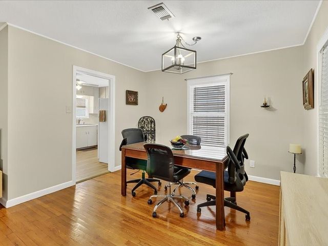 4002 Lowman St, Corpus Christi, TX 78411