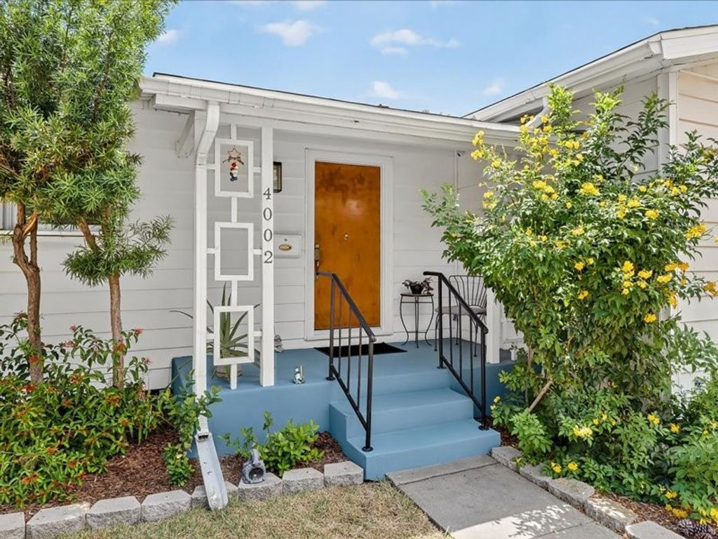 4002 Lowman St, Corpus Christi, TX 78411