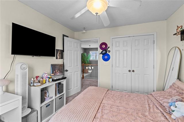 1301 NE 196TH Street, Smithville, MO 64089