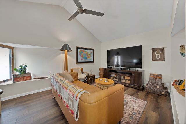 1612 Hawthorne Drive, Arlington, TX 76012