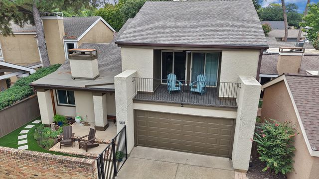 1612 Hawthorne Drive, Arlington, TX 76012