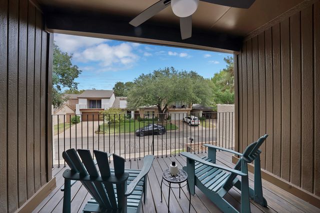 1612 Hawthorne Drive, Arlington, TX 76012